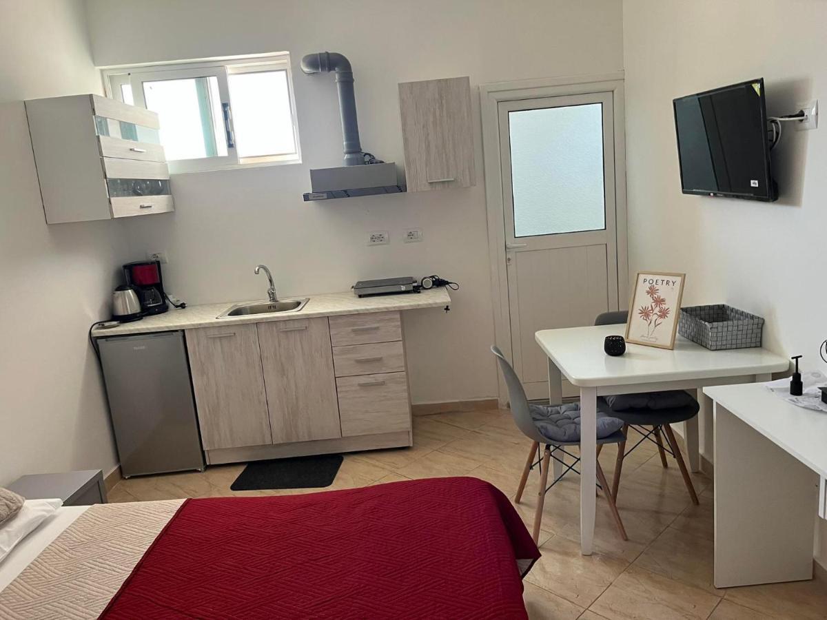 Mimoza Apartments Саранда Экстерьер фото