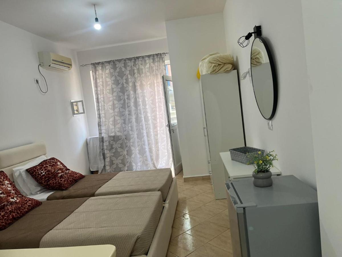 Mimoza Apartments Саранда Экстерьер фото